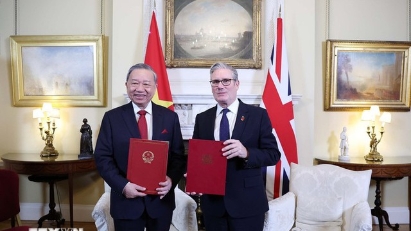 Vietnam, UK elevate relations to Comprehensive Strategic Partnership