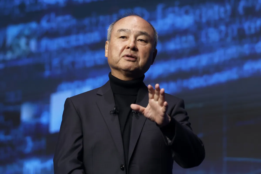 Tỷ phú Masayoshi Son - Ảnh: Reuters