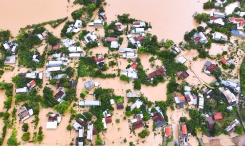 Miền Trung trong mưa lũ : Ưu tiên cao nhất là đảm bảo an toàn tính mạng người dân 