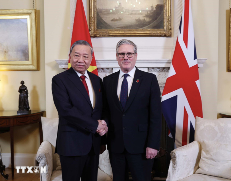 Tổng Bí thư Tô Lâm trong cuộc hội đàm với Thủ tướng Anh Keir Starmer. Ảnh: TTXVN