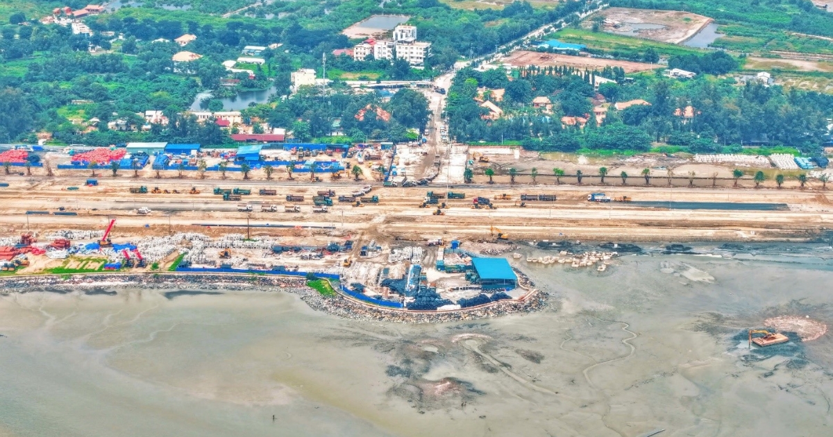 Vinhomes Cần Giờ sử dụng công nghệ san lấp lấn biển bền vững hàng đầu thế giới