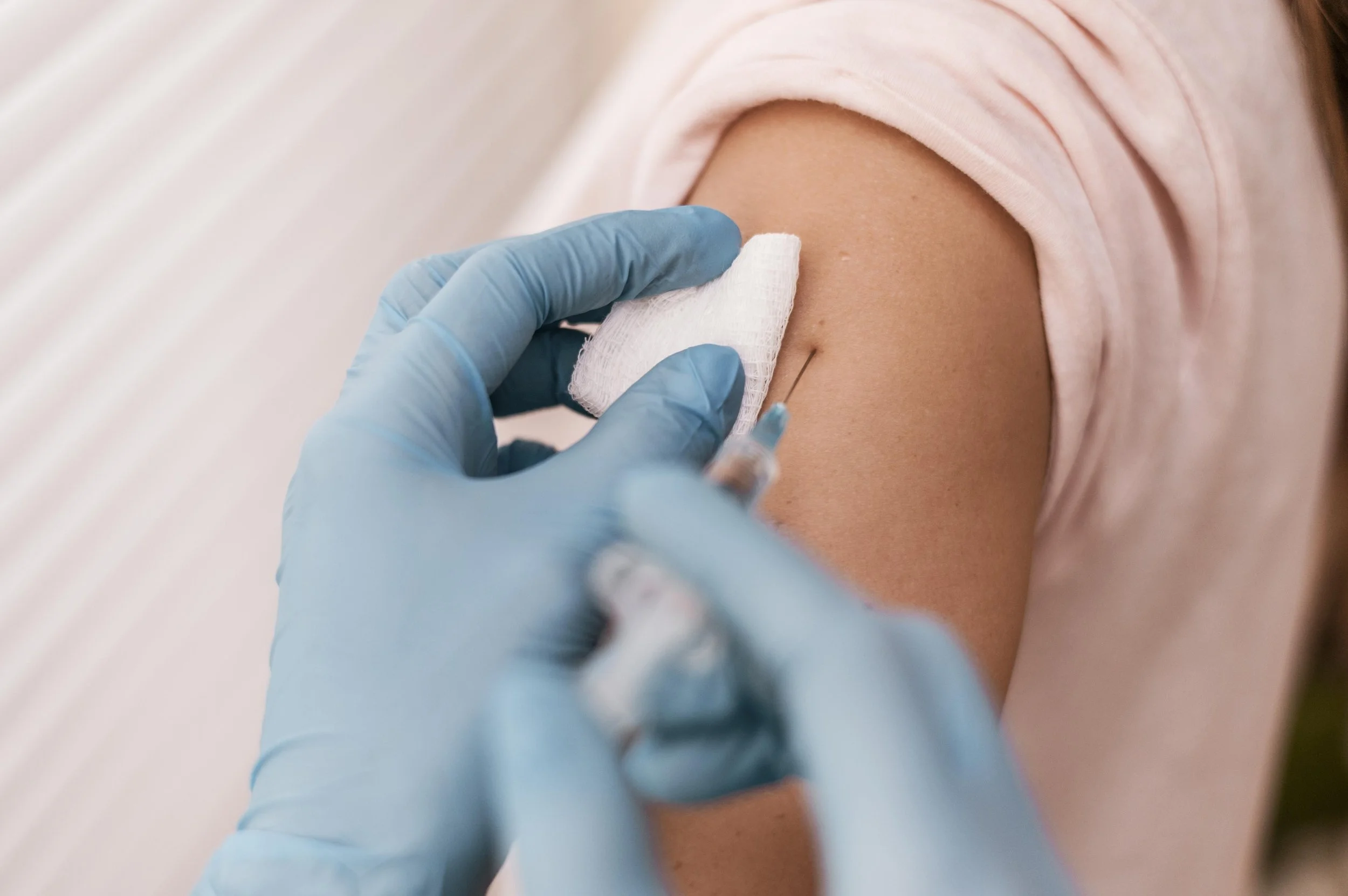 Hiệu lực miễn dịch của vaccine cúm thường duy trì khoảng 6 - 12 tháng.