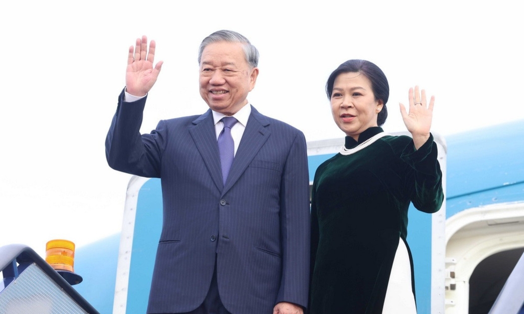Tổng Bí thư Tô Lâm và Phu nhân rời thủ đô London về nước, kết thúc tốt đẹp chuyến thăm chính thức Liên hiệp Vương quốc Anh và Bắc Ireland. Ảnh: TTXVN.