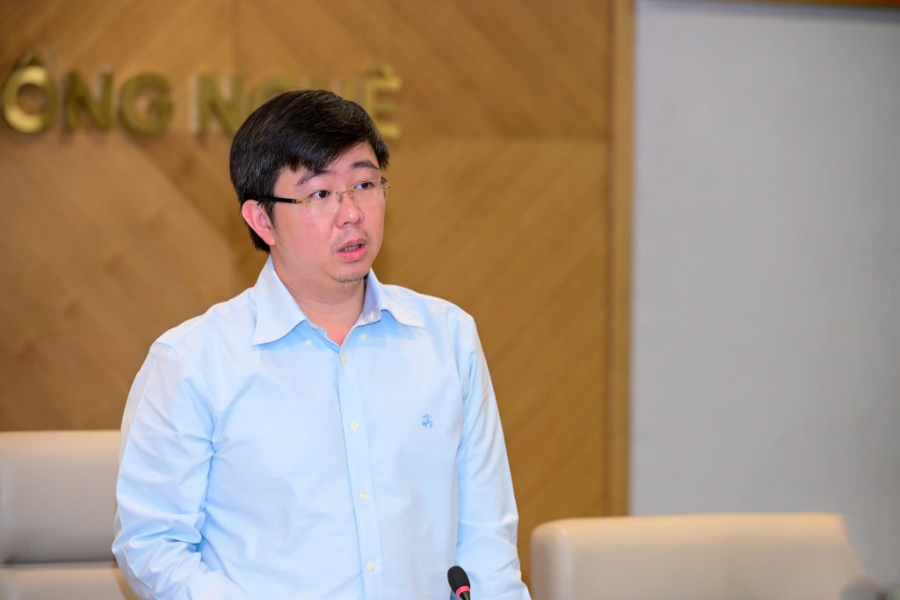 Thứ trưởng Bộ Khoa học và Công nghệ Bùi Hoàng Phương.