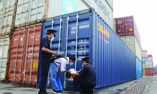 Bãi bỏ quy định xử phạt xuất nhập khẩu sai khai báo không có chứng từ bổ sung 