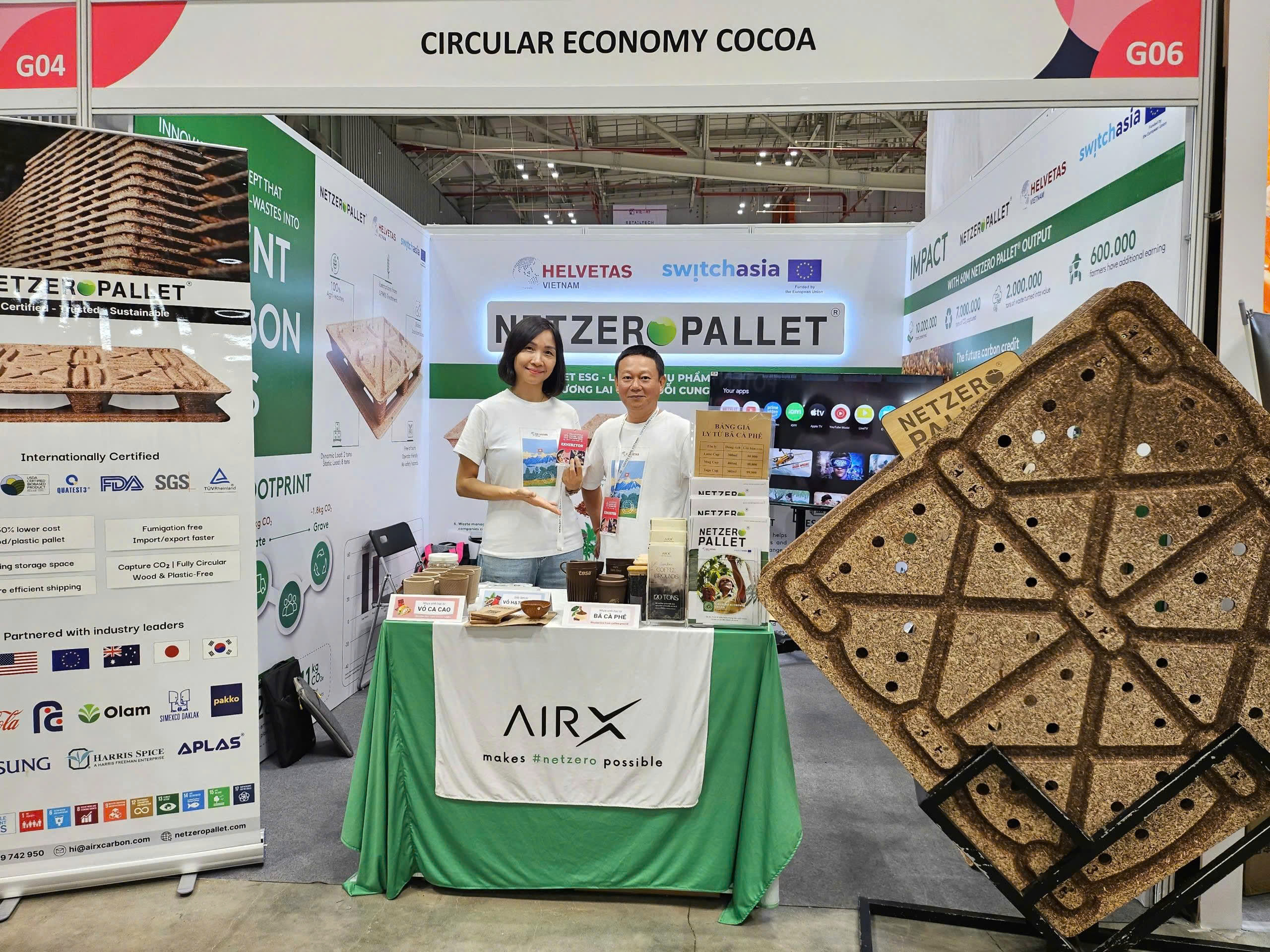 Các sản phẩm vật liệu sinh học được trưng bày tại Vietnam Coffee Expo 2025.