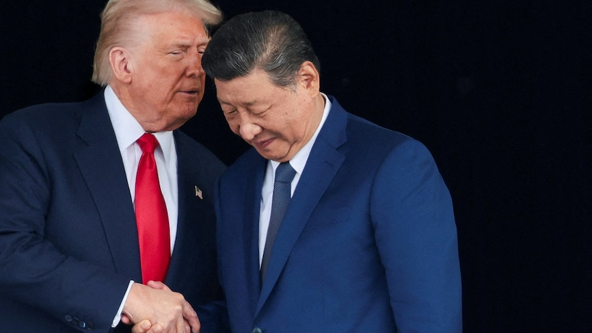 Tổng thống Mỹ Donald Trump và Chủ tịch Trung Quốc Tập Cận Bình tại Busan, Hàn Quốc ngày 30/10/2025 - Ảnh: Reuters