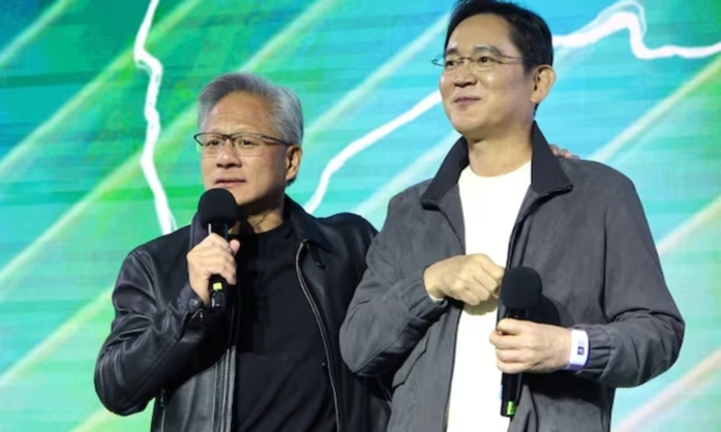Giám đốc điều hành NVIDIA Jensen Huang cùng Chủ tịch Samsung Electronics Lee Jae-yong tại một sự kiện ngày 30/10.  