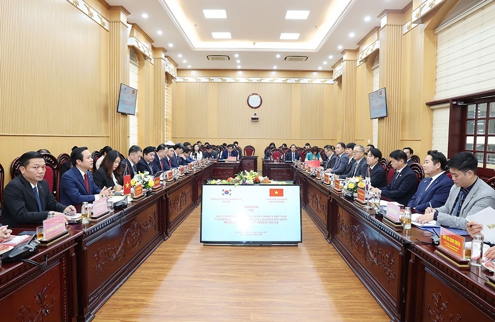 Toàn cảnh hội đàm. Ảnh: Minh Quang