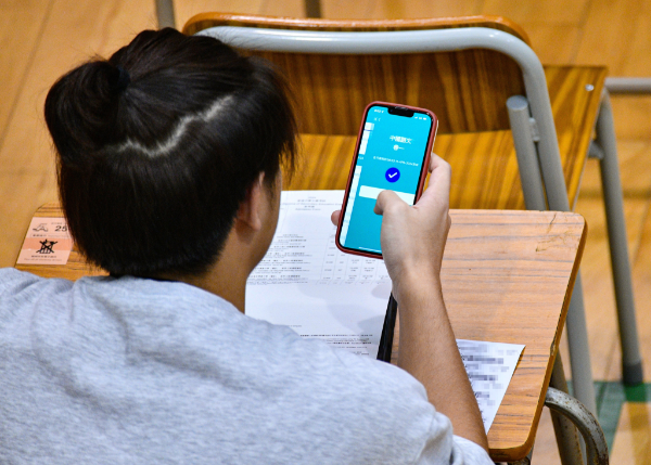 Người tiêu dùng Trung Quốc từ lâu đã không quen với việc trả tiền cho các dịch vụ phần mềm. Ảnh: SCMP