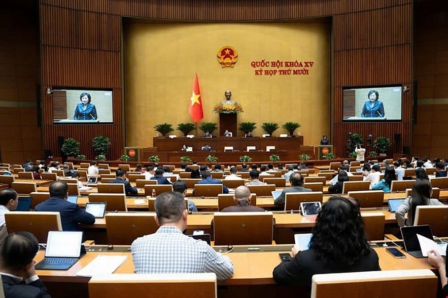 Quốc hội nghe Tờ trình và Báo cáo thẩm tra dự án Luật Bảo hiểm tiền gửi (sửa đổi). Ảnh: QUOCHOI.VN