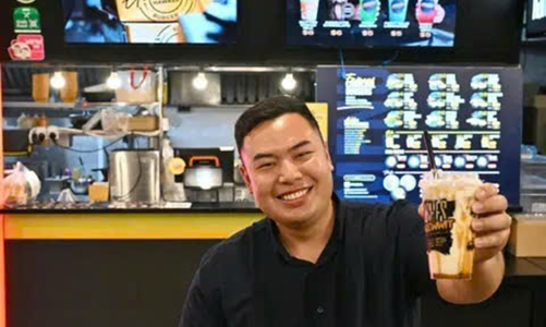 Từ tro tàn đến biểu tượng Burger Singapore: Hành trình của doanh nhân trẻ Lee Syafiq