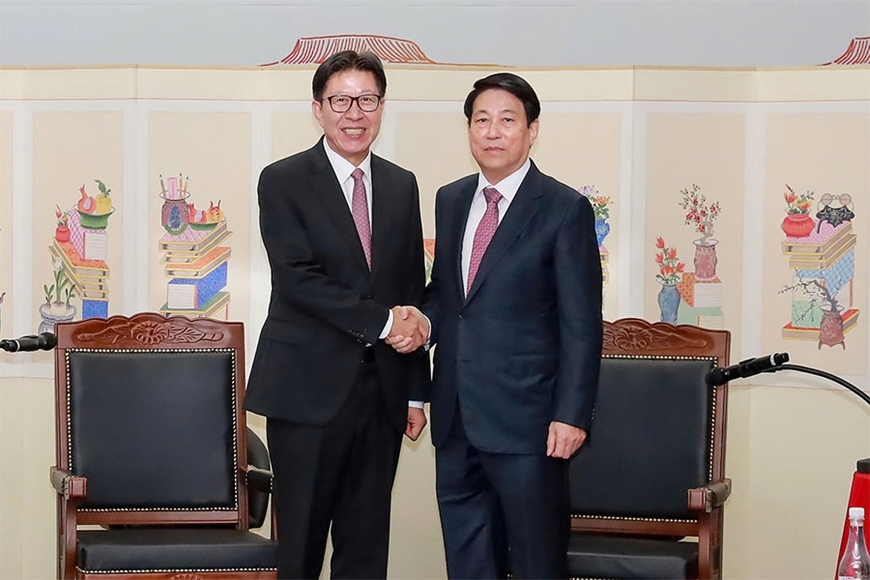 Chủ tịch nước Lương Cường và Thị trưởng Busan Park Heong Joon.