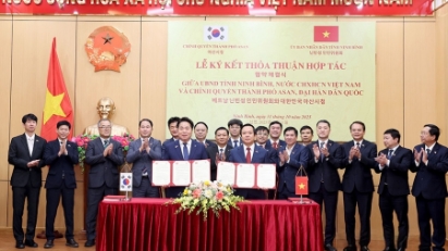 Ninh Binh province and South Korea's Asan City strengthen cooperation