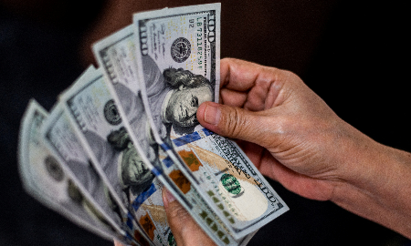 Mỹ tìm cách thúc đẩy đôla hóa trên toàn cầu, Argentina là “ứng cử viên số 1”