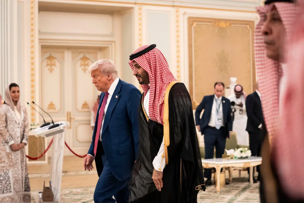 Trong chuyến thăm của Tổng thống Donald Trump tới Riyadh gần nhất, các công ty Mỹ như Nvidia đã được bật đèn xanh để bán chip AI cho Ả Rập Xê Út. Ảnh: Doug Mills/The New York Times