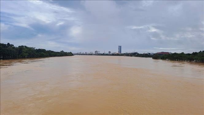 Nước sông Bồ dâng cao