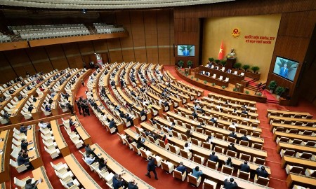 Mở rộng phân cấp, phân quyền gắn với kiểm soát rủi ro nợ công