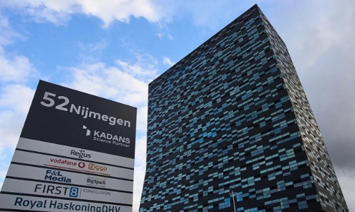 Nexperia ngừng gửi chip sang Trung Quốc: Chuỗi cung ứng ô tô châu Âu lại chao đảo 