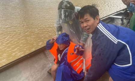 [Video]: Người dân Huế tiếp tục phải đối mặt với mưa lũ lớn