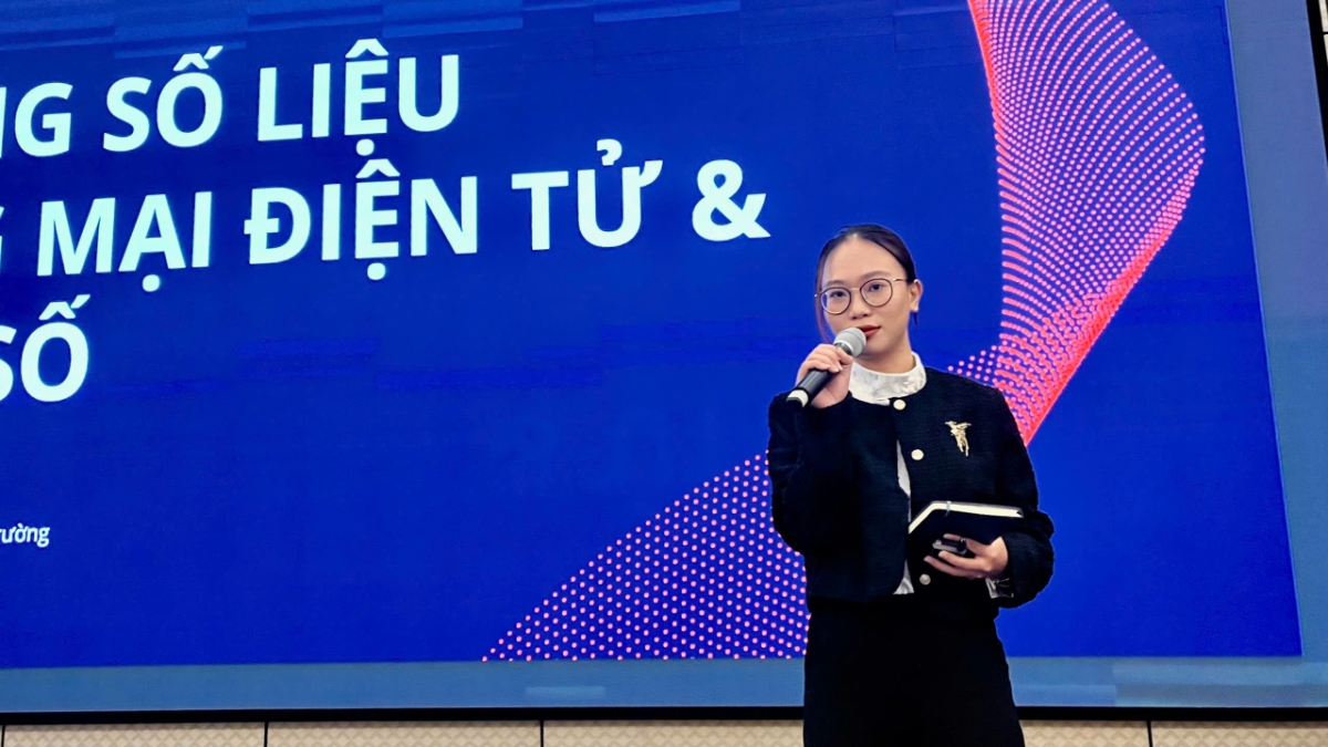 Bà Đỗ Thanh Hương, Trưởng phòng Nghiên cứu thị trường của Công ty Cổ phần Khoa học Dữ liệu Metric.