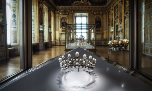 Vụ trộm tại bảo tàng Louvre: 8 bảo vật chưa tìm thấy