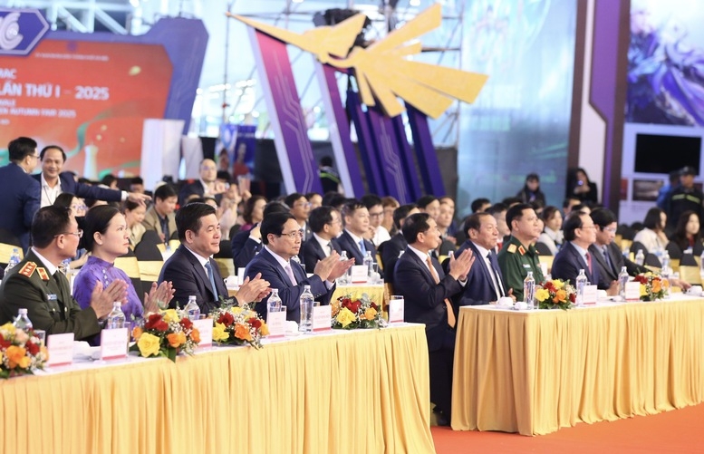 Theo Ban Tổ chức, Hội chợ thu hút trung bình 100.000 lượt khách/ngày, cao nhất trong các sự kiện xúc tiến thương mại trong nước - Ảnh: VGP