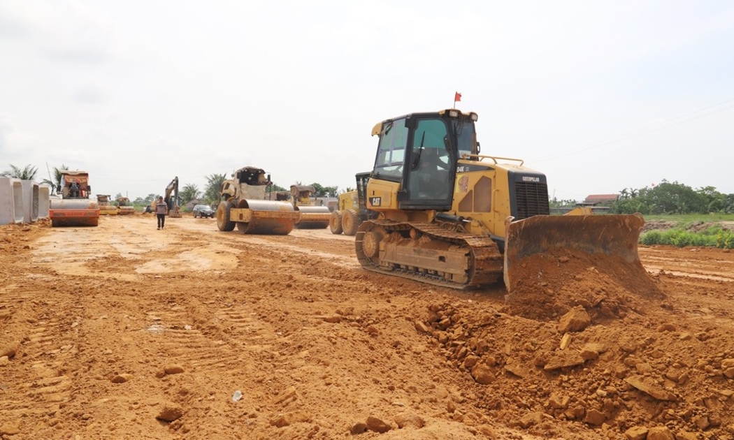 Ba “điểm nghẽn” cần tháo gỡ để Thanh Hoá tăng tốc đầu tư công