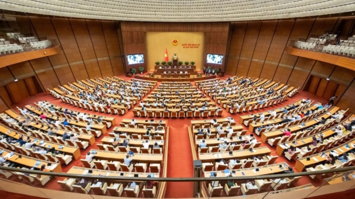 Sáng 4/11/2025, Quốc hội làm việc về các dự án luật thuộc lĩnh vực xây dựng, nông nghiệp, môi trường, kinh tế và tư pháp.