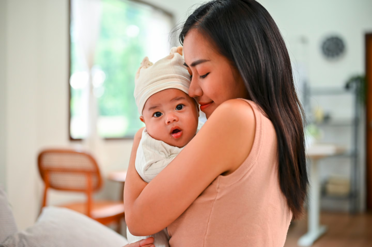 Hiện có rất nhiều trào lưu liên quan đến chăm sóc trẻ nhỏ trên mạng xã hội, phụ huynh cần sáng suốt và tỉnh táo.