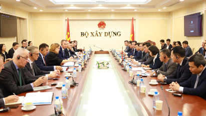 Sweden stands ready to cooperate with Vietnam in green infrastructure