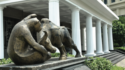 Vietnam's stock market's impressive momentum