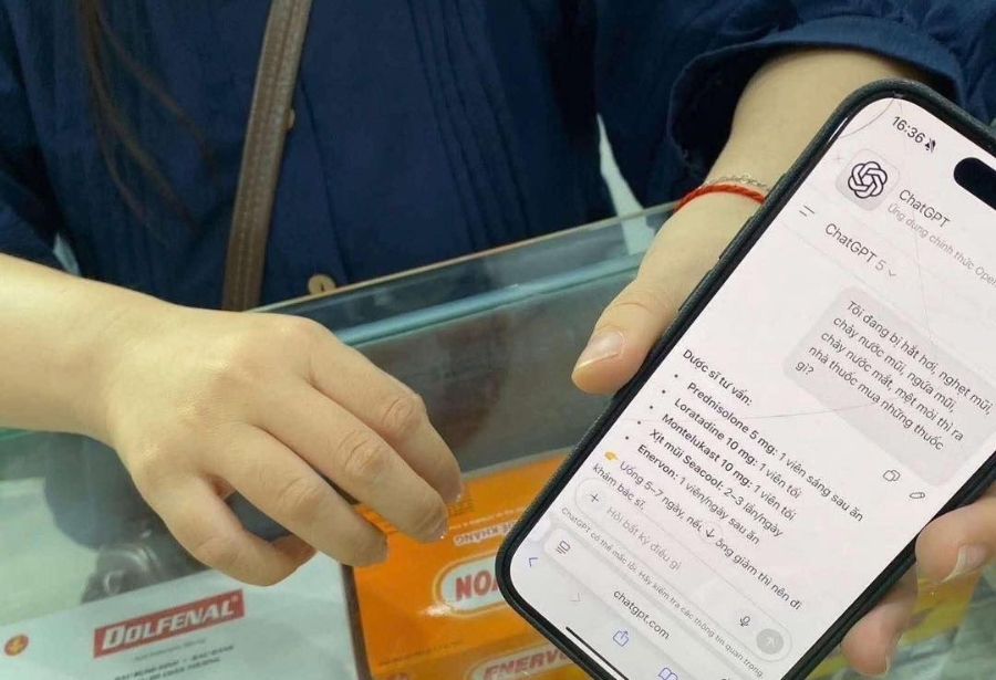 Giới y khoa đánh giá đây là hành vi nguy hiểm, coi thường sức khỏe, tiềm ẩn rủi ro nghiêm trọng.