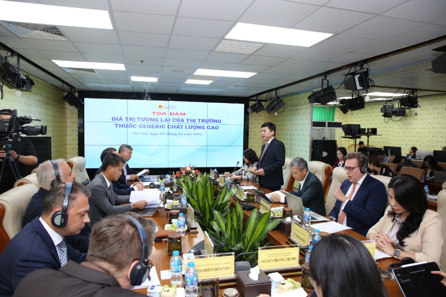 Toàn cảnh tọa đàm.