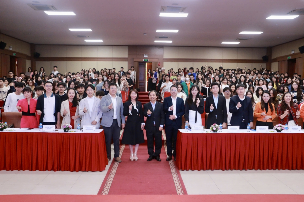 ABAII Unitour #6 diễn ra tại Trường Đại học Ngoại thương.