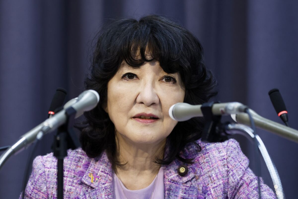 Bộ trưởng Bộ Tài chính Nhật Bản Satsuki Katayama - Ảnh: Bloomberg.