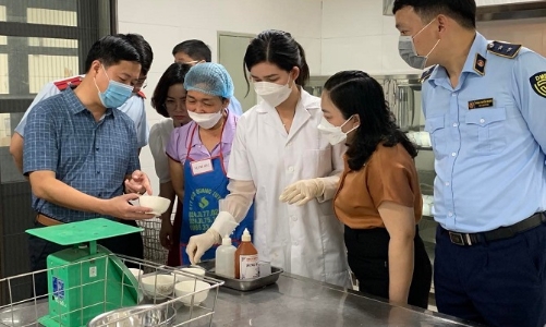 Bộ Y tế đề nghị các địa phương tăng cường công tác hậu kiểm về an toàn thực phẩm năm 2025