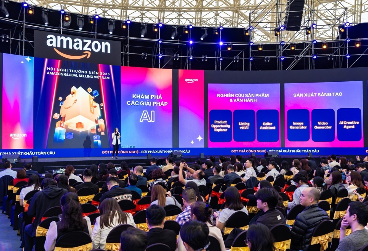 Toàn cảnh Hội nghị Thường niên 2025 với chủ đề “Đột phá công nghệ - Bứt phá xuất khẩu toàn cầu”. Ảnh: Amazon Global Selling.