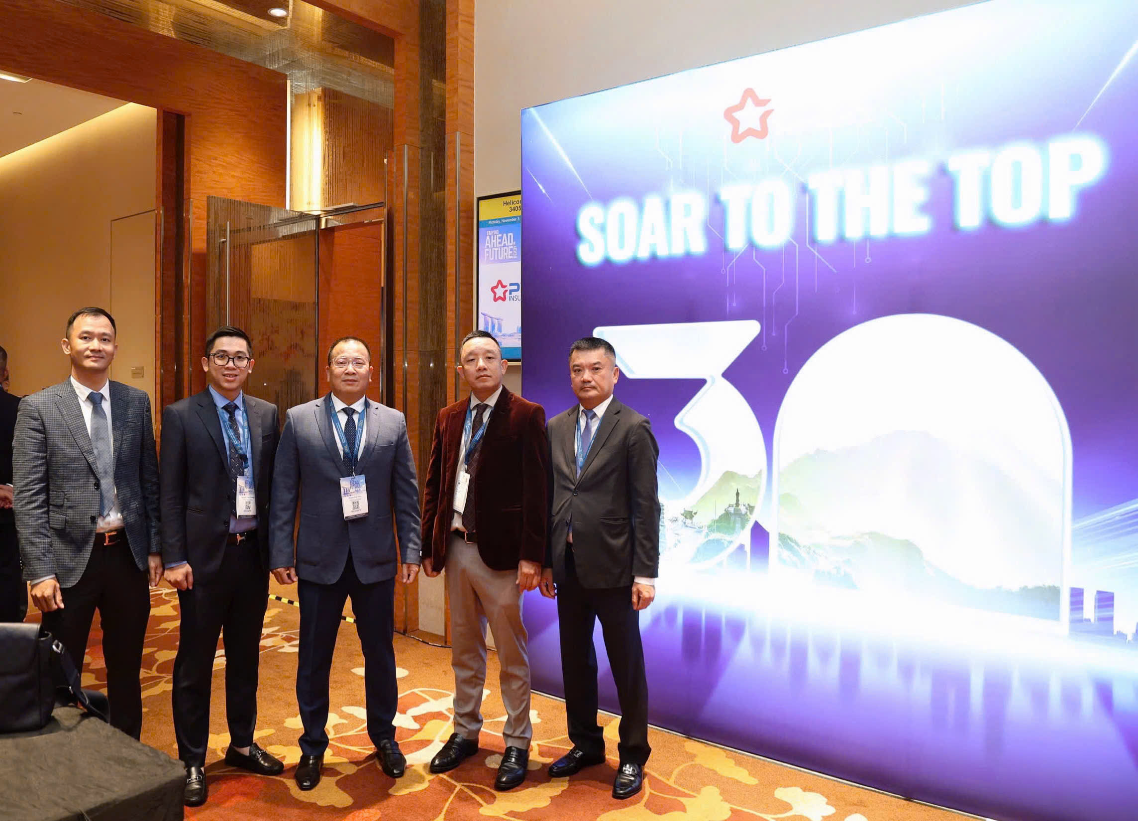 Đoàn Lãnh đạo Bảo hiểm PVI tham dự Hội nghị Tái bảo hiểm Quốc tế Singapore 2025.