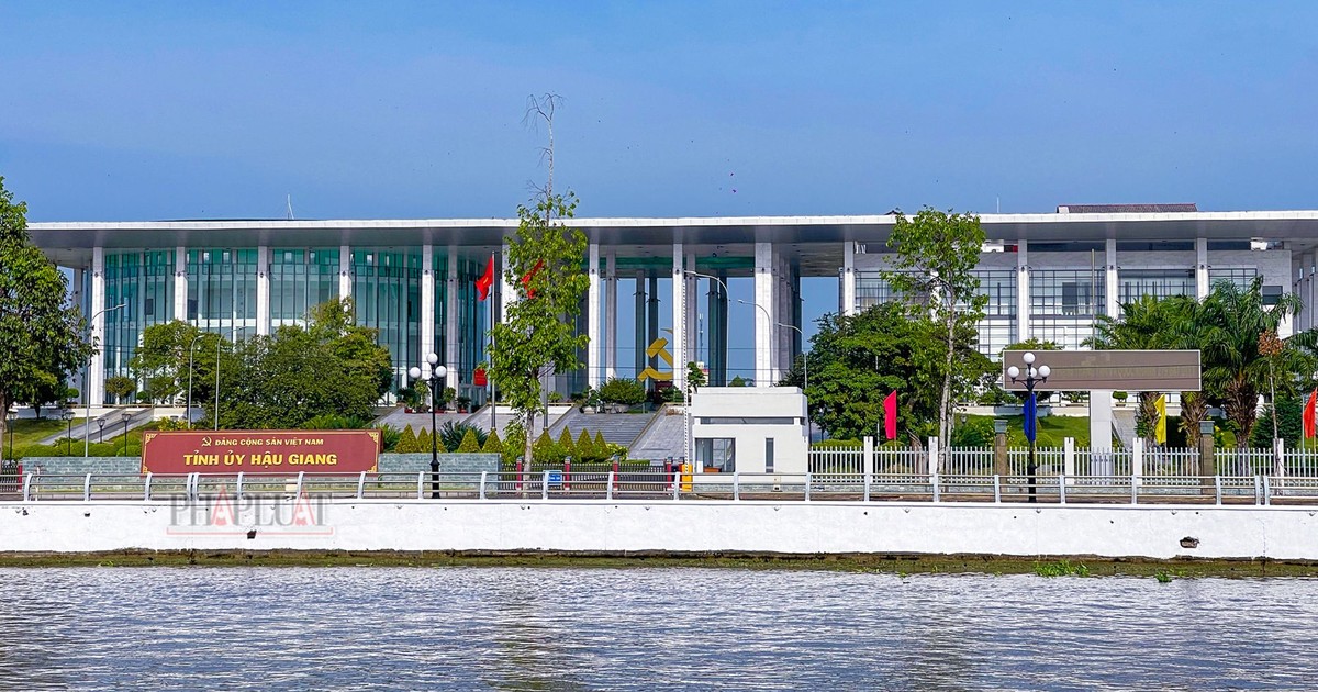 Trụ sở Tỉnh ủy Hậu Giang cũ được thống nhất đề xuất chuyển đổi thành Trung tâm Đổi mới sáng tạo Vùng ĐBSCL. Ảnh: Châu Anh