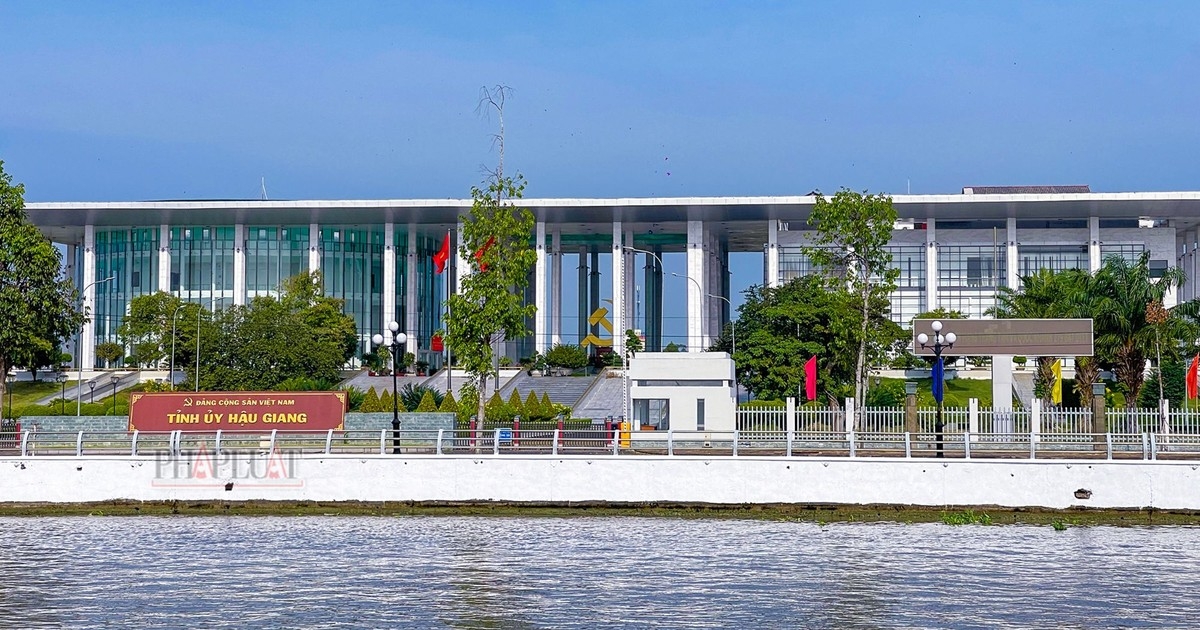 Trụ sở Tỉnh ủy Hậu Giang cũ được thống nhất đề xuất chuyển đổi thành Trung tâm Đổi mới sáng tạo Vùng ĐBSCL. Ảnh: Châu Anh