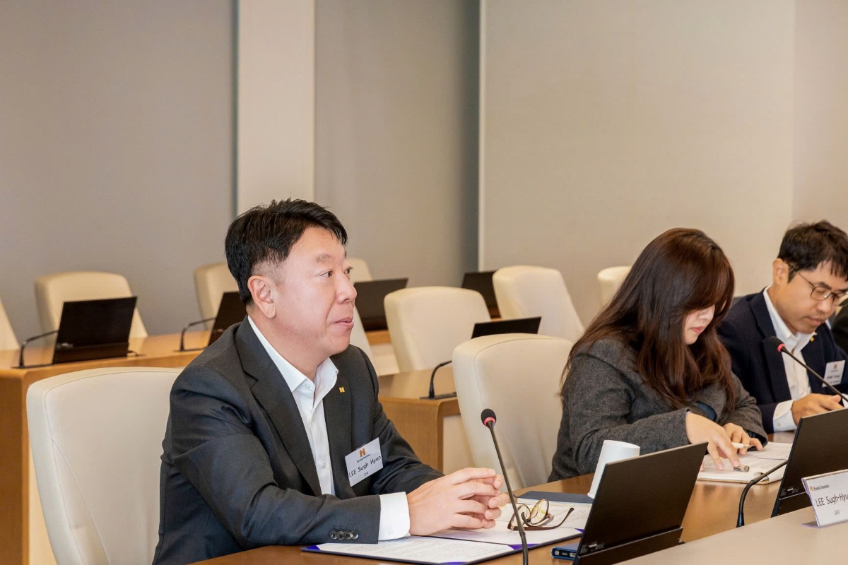 Ông Lee Sugh-Hyun, Tổng giám đốc Hyundai Marine & Fire Insurance.