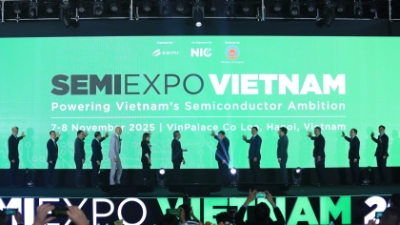 Vietnam Semiconductor Industry Exhibition 2025 opens 