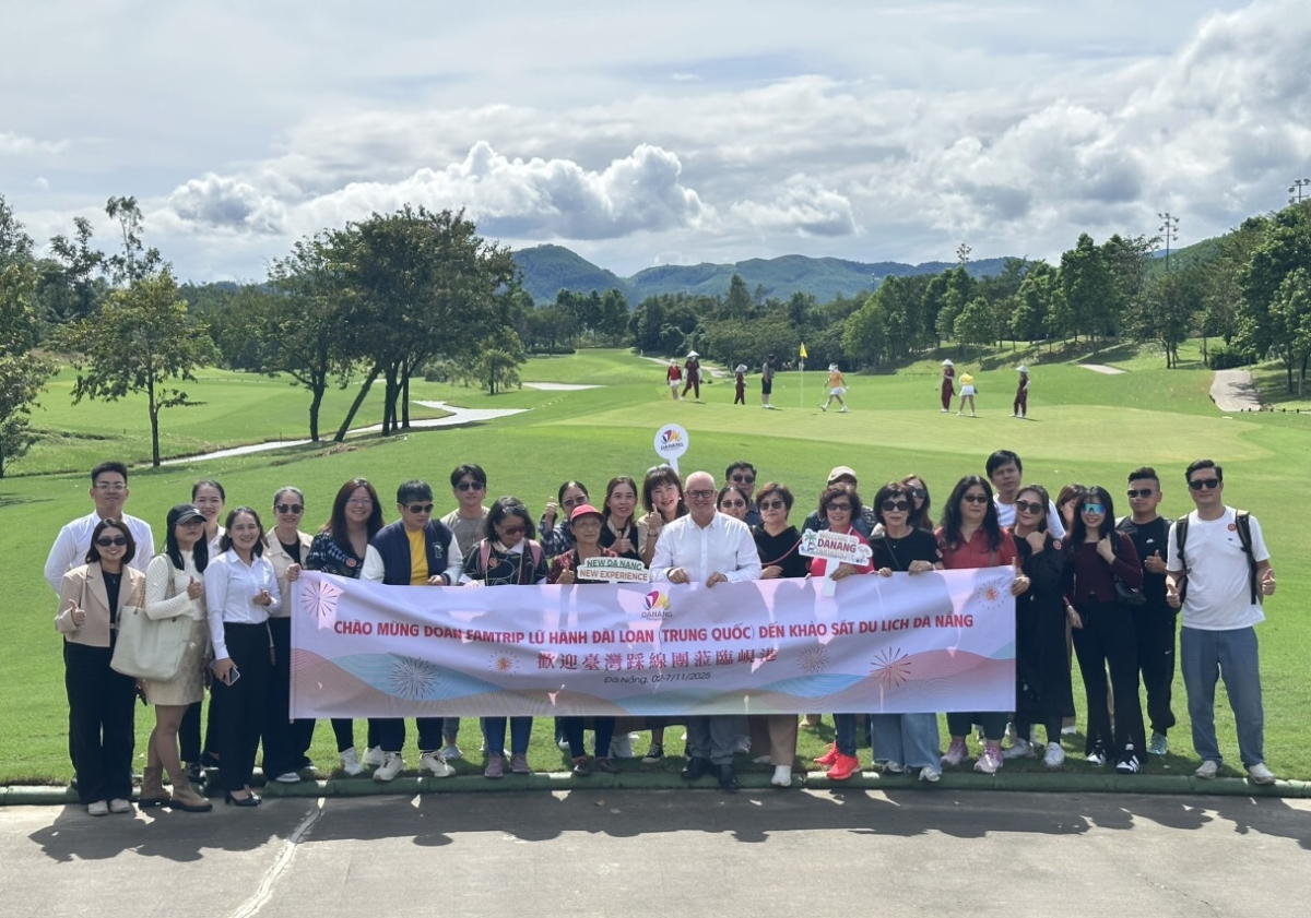 Đoàn Famtrip Đài Loan (Trung Quốc) khảo sát một sân golf tại Đà Nẵng.