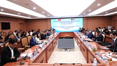 Vietnam-France High-Level Economic Dialogue opens in Hanoi