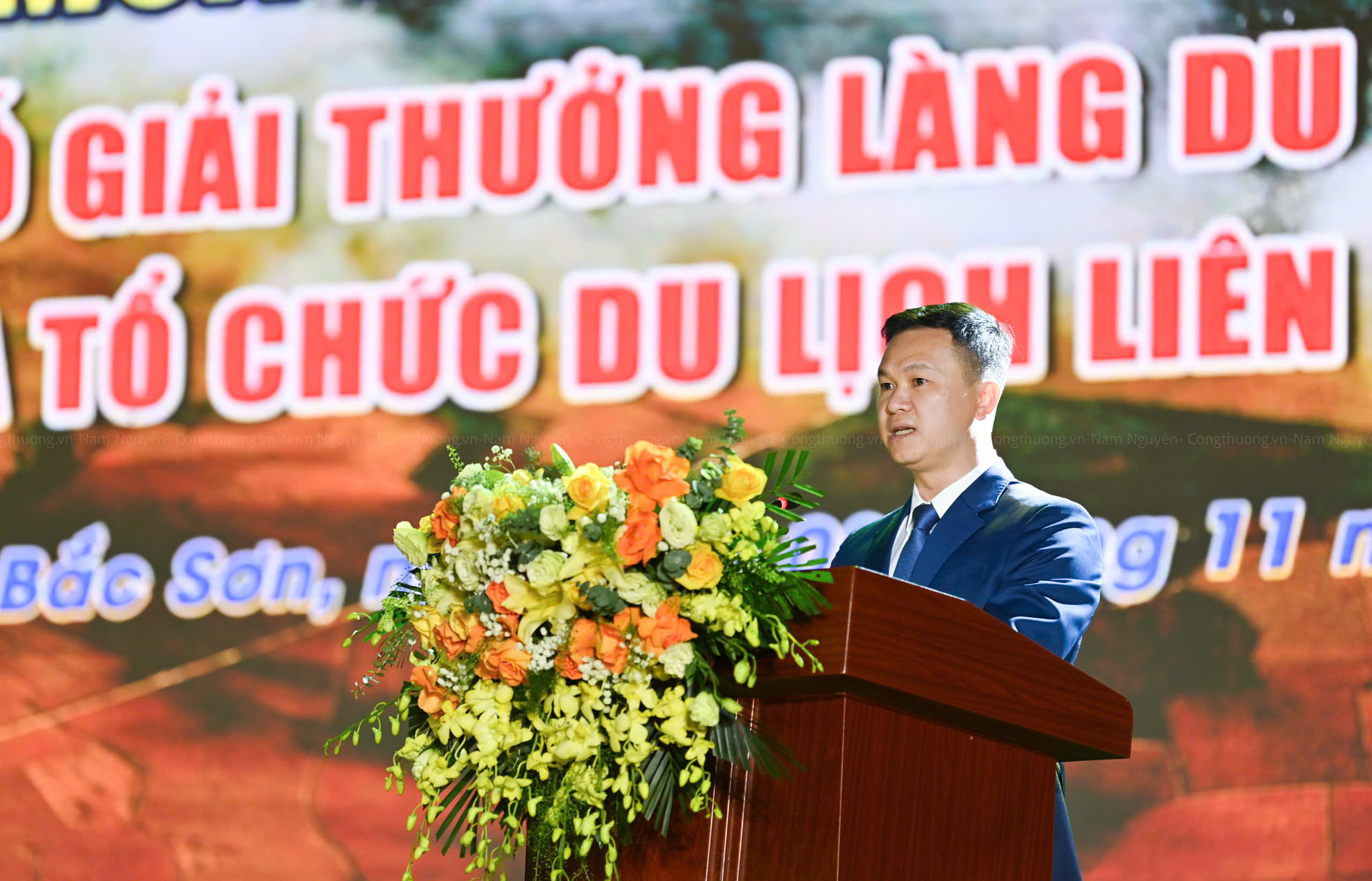 Ông Trịnh Minh Tuấn: 