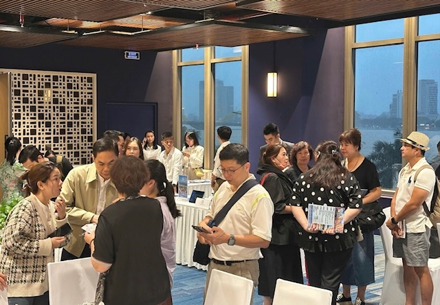 Đoàn Famtrip Đài Loan (Trung Quốc) thực tế các dịch vụ tại một cơ sở lưu trú ở Đà Nẵng.