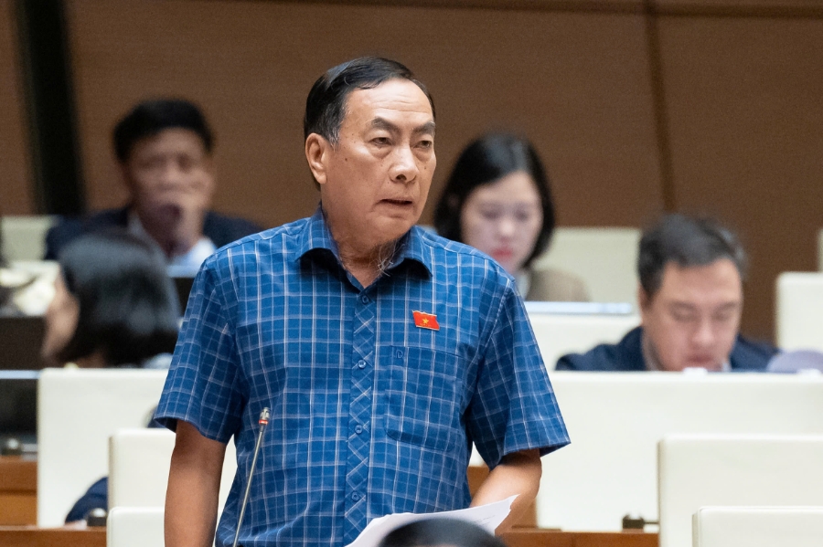 Đại biểu Phạm Văn Hòa (Đoàn đại biểu Quốc hội tỉnh Đồng Tháp). Ảnh: Quốc hội.