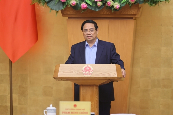 Thủ tướng ghi nhận, biểu dương, đánh giá cao các cấp, các ngành, các địa phương đã nỗ lực vượt bậc, vượt qua khó khăn, thách thức, đạt được những kết quả quan trọng trên hầu hết các lĩnh vực trong 10 tháng đầu năm - Ảnh: VGP