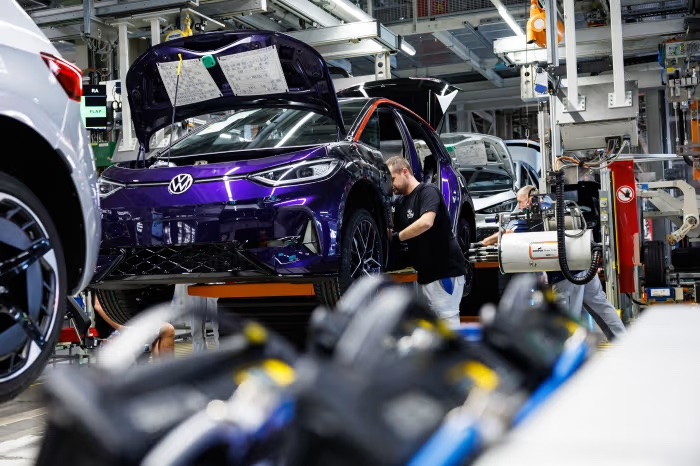 <i>Các quan chức thương mại châu Âu đã gặp gỡ các đối tác Trung Quốc trong tuần qua để tìm giải pháp cho vấn đề này, và vào cuối ngày thứ Năm, chính phủ Hà Lan cho biết đã tìm ra giải pháp.</i>